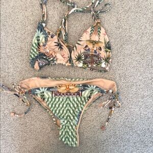 Rachel Roy String Bikini Set – Medium Top, XL Bottom – Tropical Print
